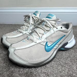 Vintage Nike chunky dad sneakers